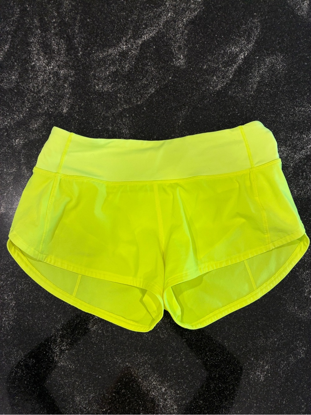 Lululemon Speed Up Shorts in Highlight Yellow